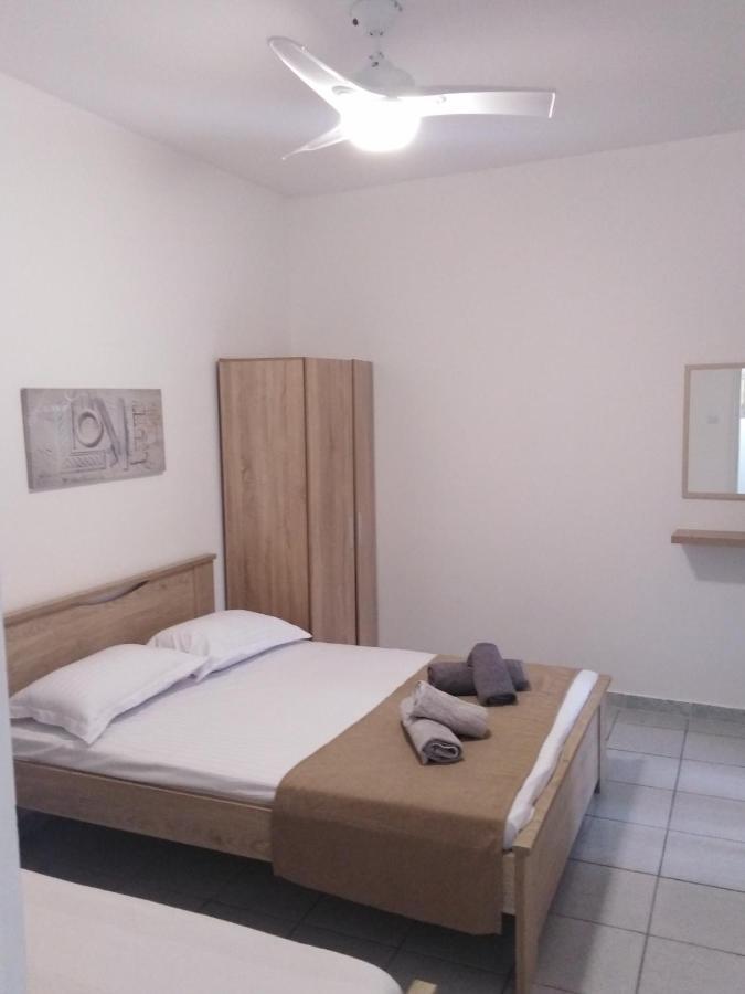 Niki Stavros Comfort Studios Extérieur photo